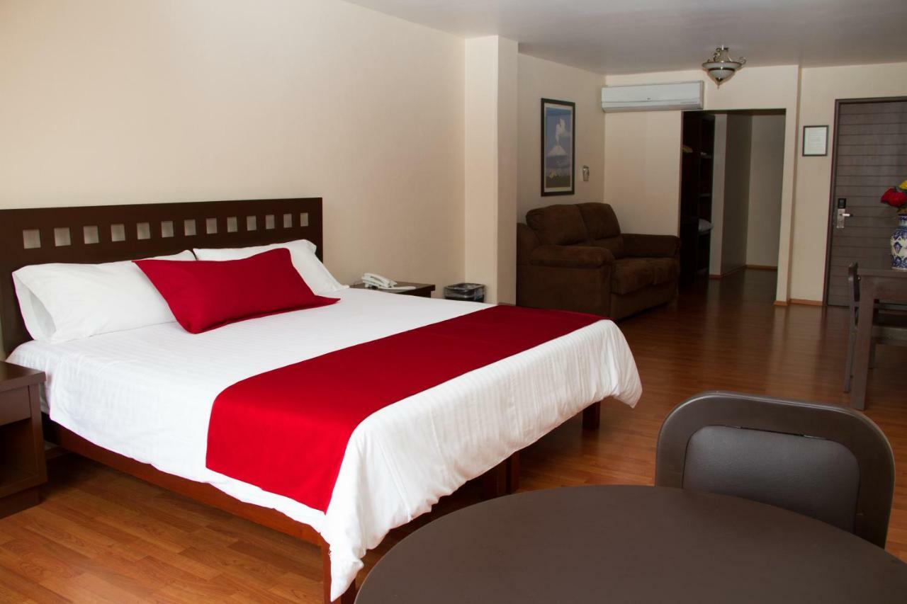 Plaza San Carlos Hotel